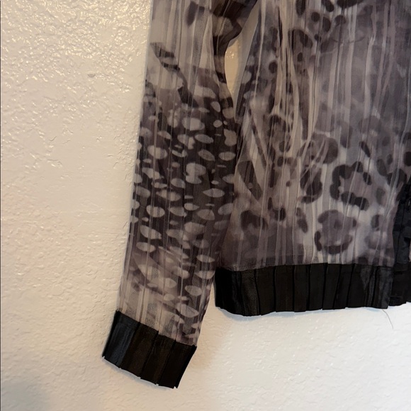 Komarov Black and Gray Sheer pleated mesh Cardigan coverup - Picture 3 of 6